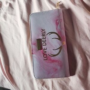 Love deerly pink wallet